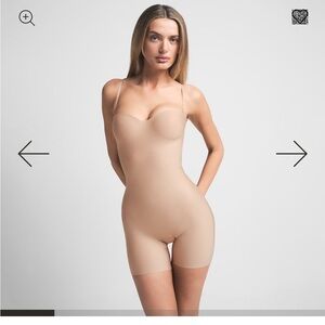 Skims Body Core Sculpt Underwire Mid Thigh Sculpt Bodysuit in Clay NWT